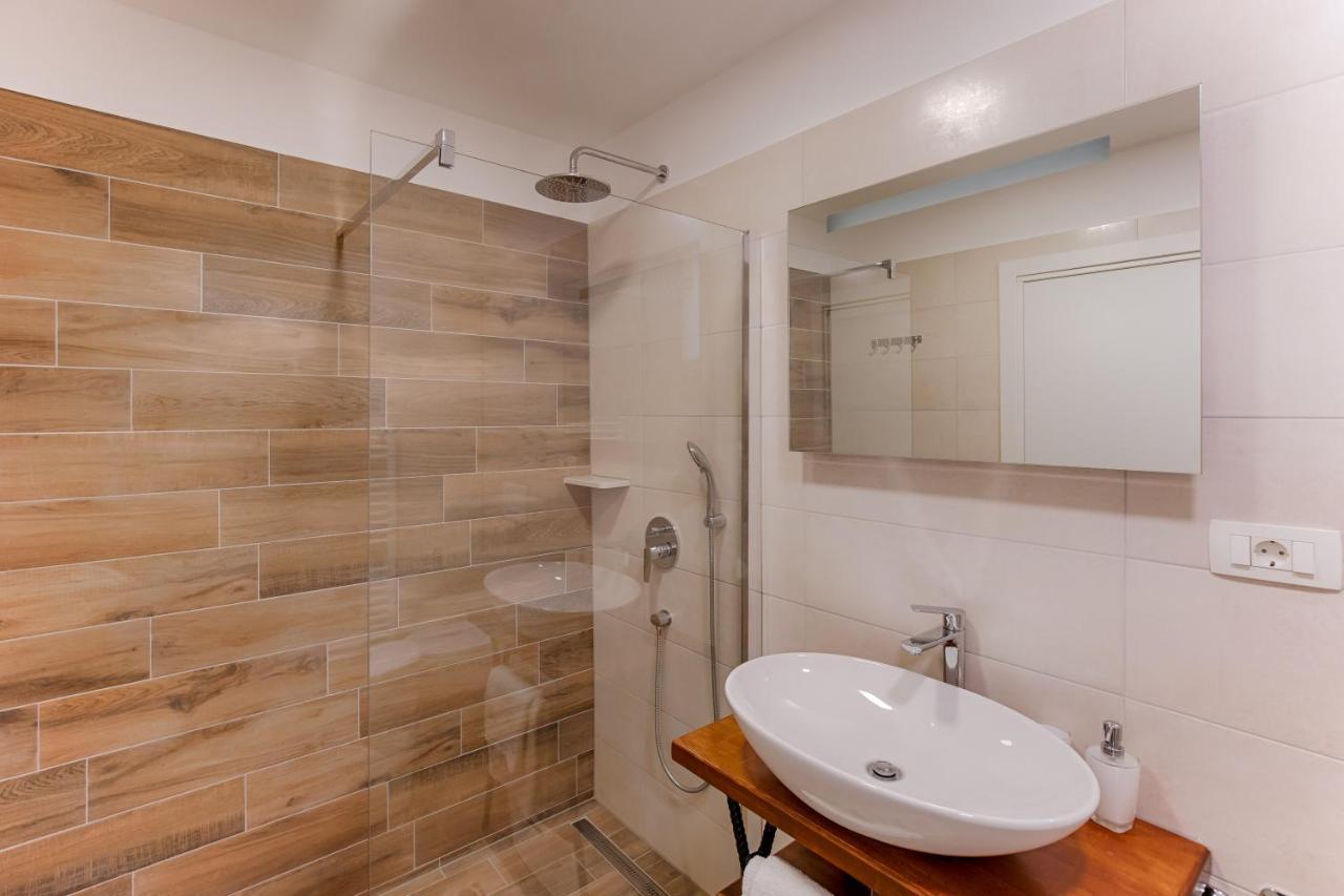 Two Bedroom Apartment Paris غييكا المظهر الخارجي الصورة